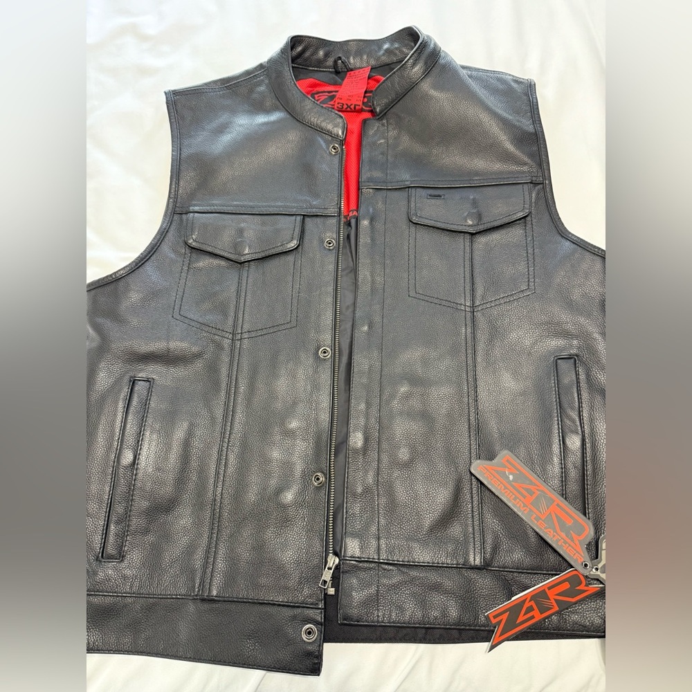 Men's Black Conceal Carry Leather Vest